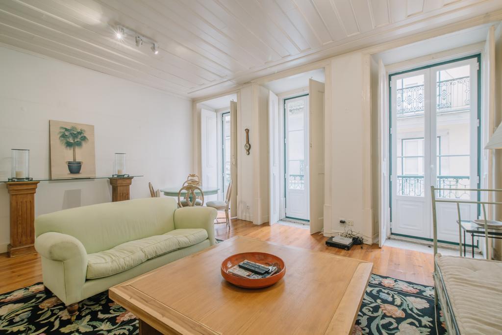 Camoes Deluxe Bairro Alto Apartment Lisbon Exterior photo